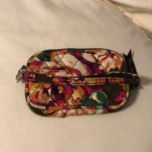 Small Vera Bradley zip wristlet/wallet